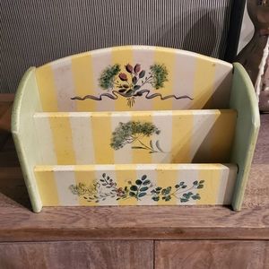 Desk accessory   file / letter organizer  vtg